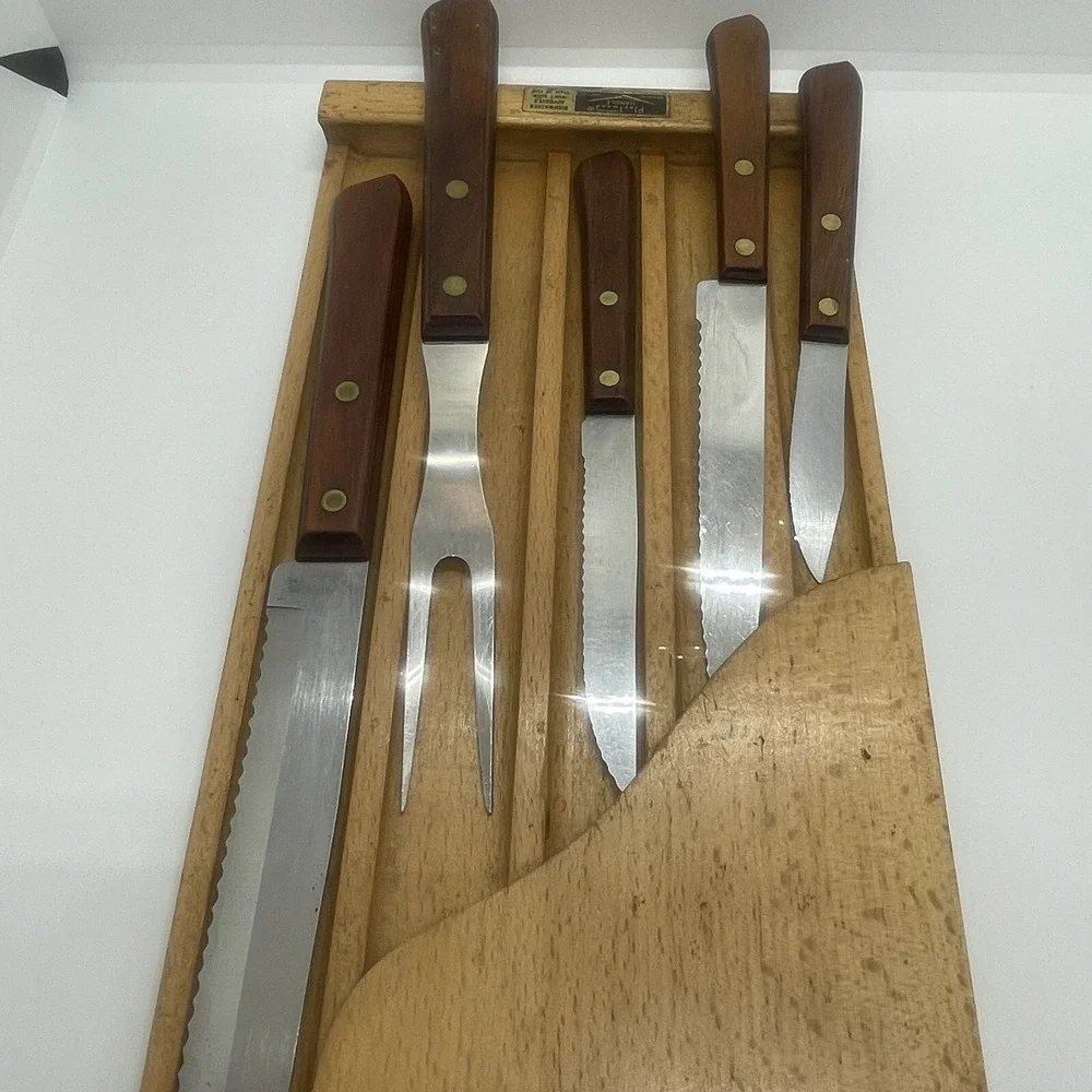 Vintage Forgecraft Olde Forge Knife Set Of 5 Knives‎ & 1 Meat Fork Wall Hanging